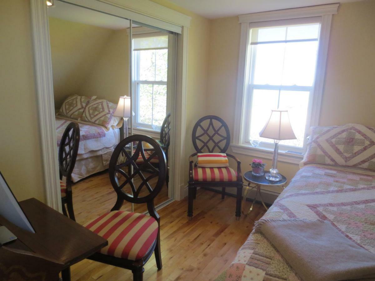 Bed and Breakfast Sunbury Cove Winery à Miscouche Extérieur photo