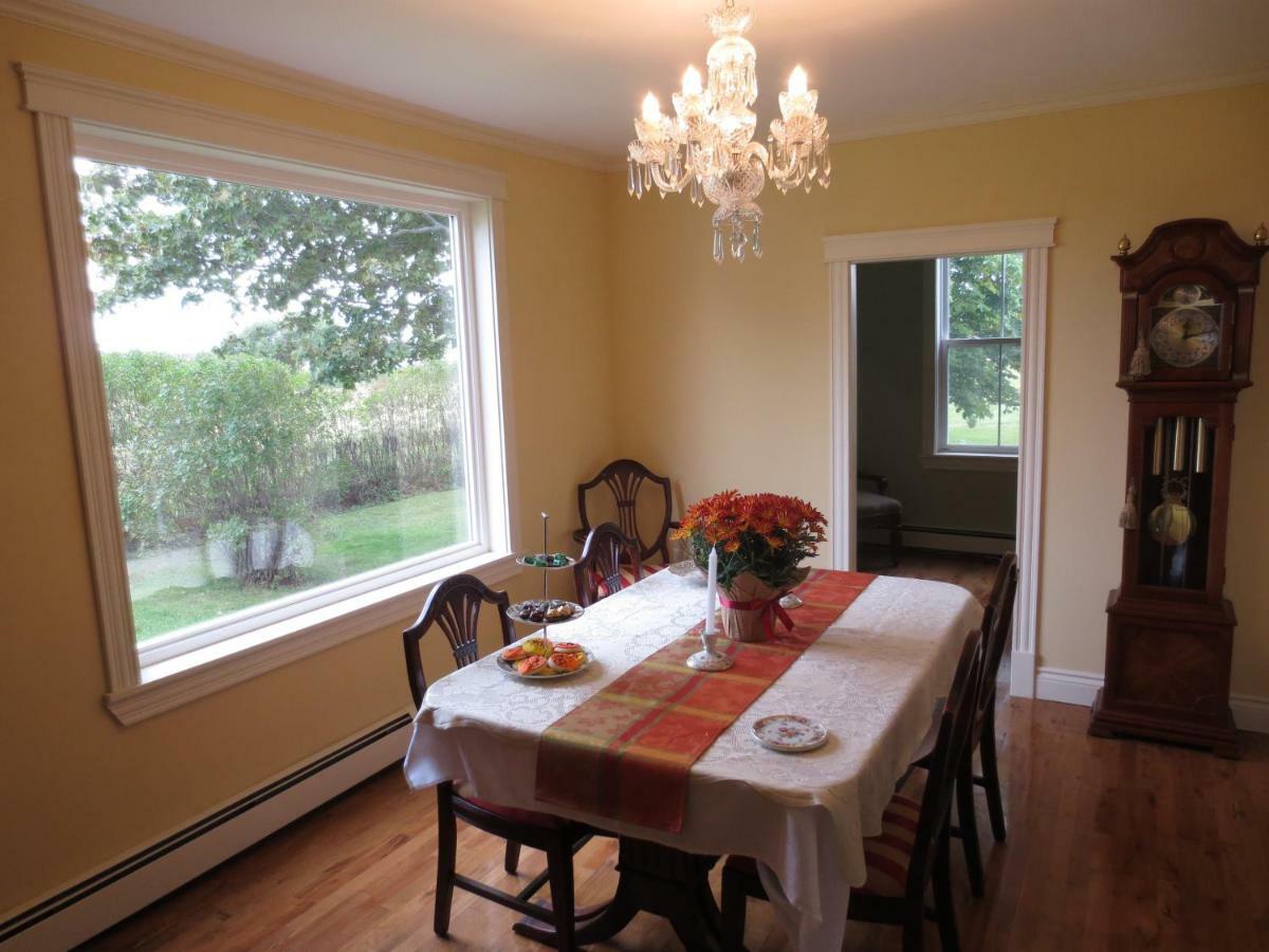 Bed and Breakfast Sunbury Cove Winery à Miscouche Extérieur photo